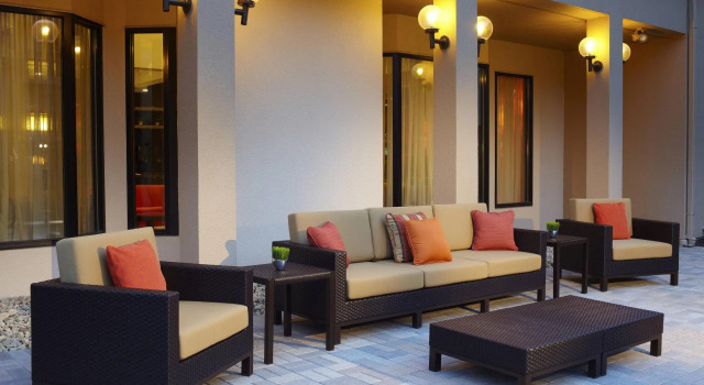 Spark by Hilton Bettendorf Quad Cities, Rezerwuj Hotel Bettendorf 