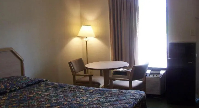 Четырёхместный номер Standard Celebration Inn
