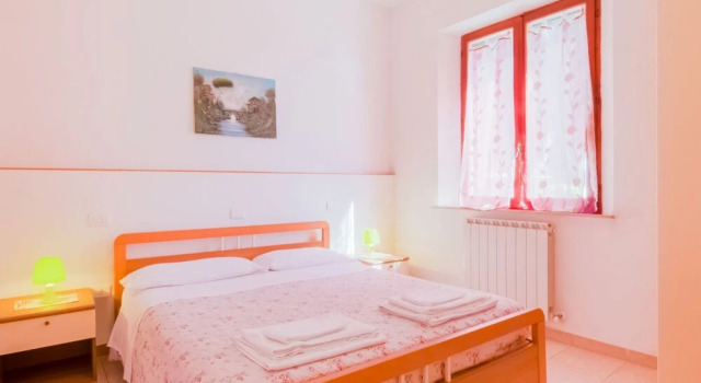 Beautiful Villa in Castiglione Del Lago With a Superb View, Забронировать Вилла Отели Озера Тразимено с бассейном, Бассейн