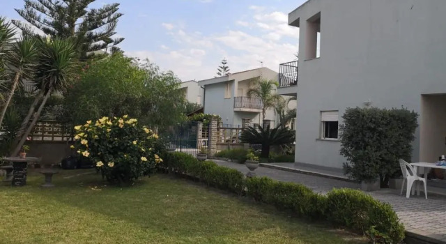 Villa Furnari, Book Villa Hotels in Sicily with Parking, Parking