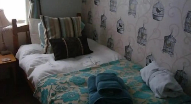Esklet Guest House