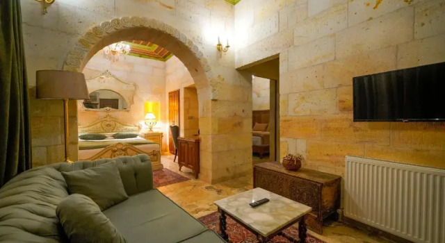 Семейный номер Standard Serenus Cave Suites