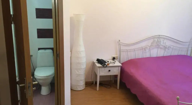 R and B, Prenota Affittacamere Hotel a Samckhe Javakheti con parcheggio, Parcheggio