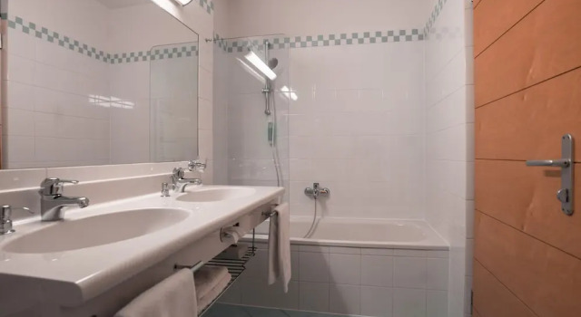 Полулюкс Hotel Figl ***S