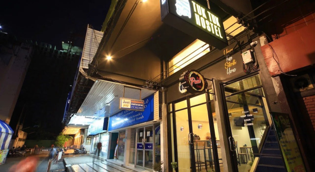 Tuk Tuk Hostel