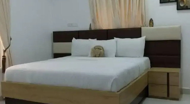 Апартаменты Luxury VinRues Apartment and Suites