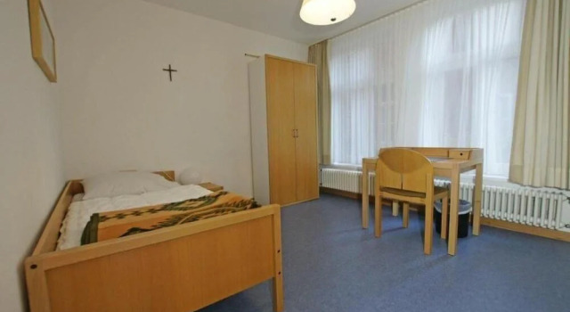 Gaestehaus-St-Josef-10, Забронировать Отель Боркум East Frisian Islands, рядом с Оздоровительный центр и аквапарк "Гецайтенланд"