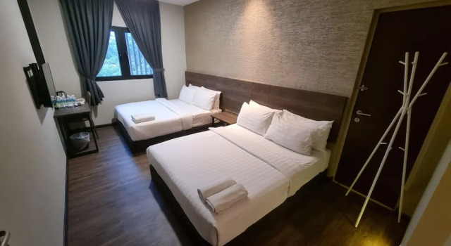 Четырёхместный семейный номер Standard MIICO Hotel @ Mount Austin