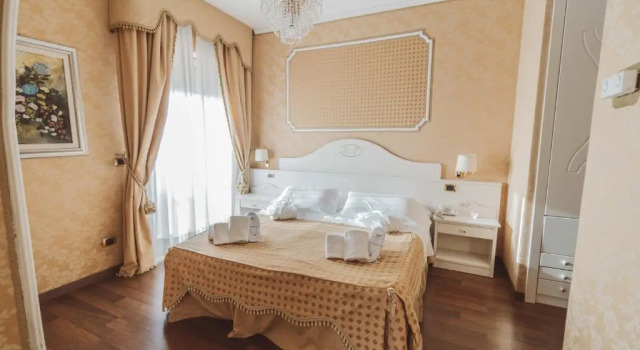 Номер Comfort Hotel Palace