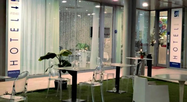 Двухместный номер Business Blue Shades Hotel