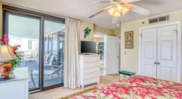 Watercrest 708, Book Hotel Hoteller i Lower Grand Lagoon med parkering, Parkering