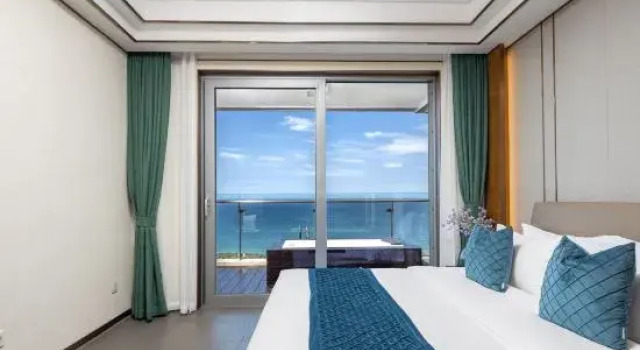 Люкс Deluxe Sanya  Yunhai International Sea View Resort Hotel