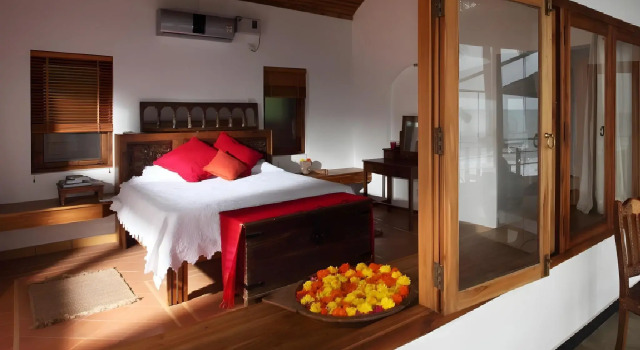 36 Palms Boutique Retreat, Rezerwuj Boutique Hotel Hotele w Vypin Island z parkingiem, Parking