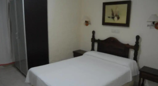 Одноместный номер Standard Hotel Miramar