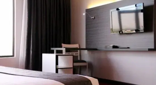 Люкс Grand Riverview Hotel
