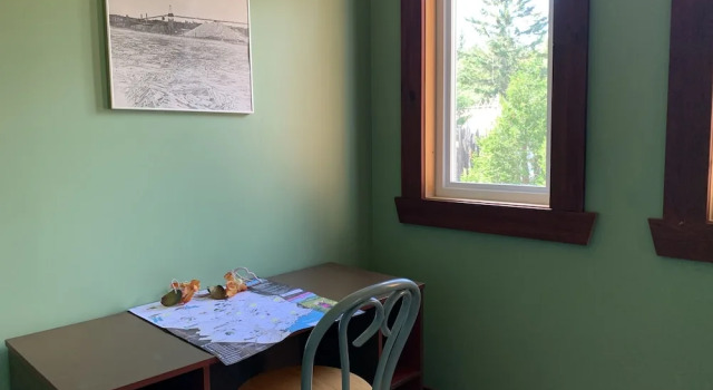 Четырёхместный люкс с балконом L'Auberge Refuge du Trappeur Inn