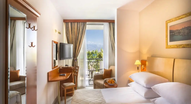 Номер Standard с балконом и с видом на море Sunny Baška Residence by Valamar