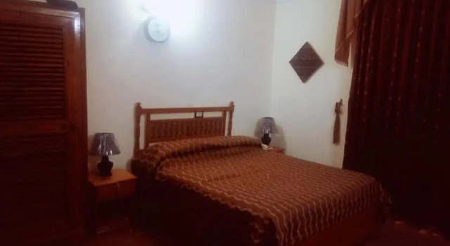 Hotel Swat Regency, Забронировать Отель Отели Свата с парковкой, Парковка