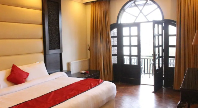 Люкс Shangrila Hotels and Resort