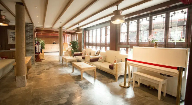 Guangbi Garden Inn, Забронировать Отель Лицзян Юньнань, рядом с Улица Сквер-стрит Древнего города Даянь