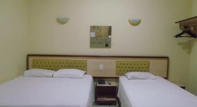 Larison Ji-Paraná by - Easy Hotéis, Book Hotel Ji Parana 