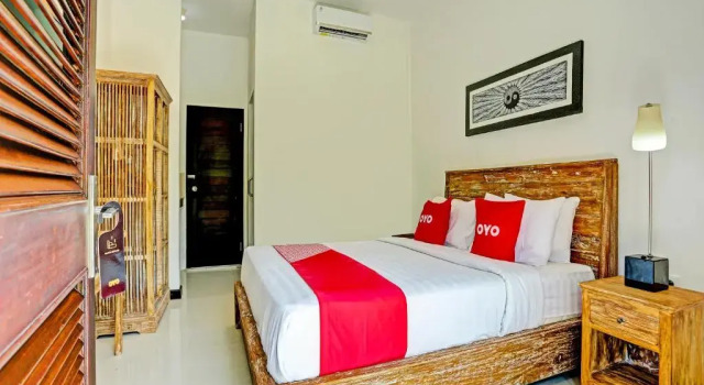 Номер Deluxe Kanha Homestay near Pantai Pandawa RedPartner