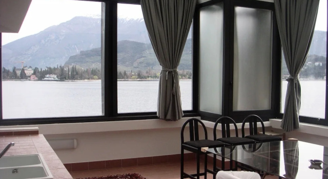 Четырёхместный люкс с 2 комнатами с балконом Residence Vecchio Porto Excelsior
