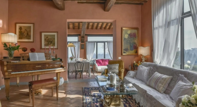 Magnificent Villa in the Countryside Near Pistoia Pool Airco Bbq-villa Lucente