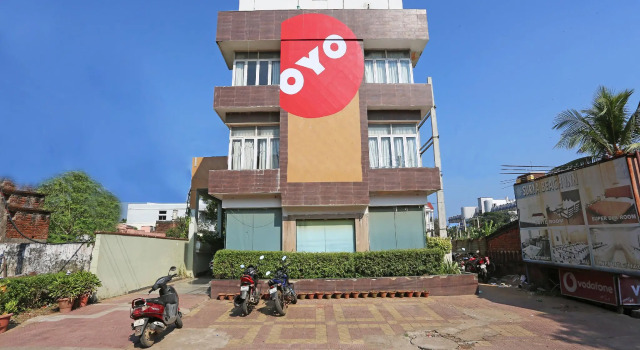 Capital O 1463 Surya Beach Inn, Book Hotel Hotels in Puri with Parking, Parking