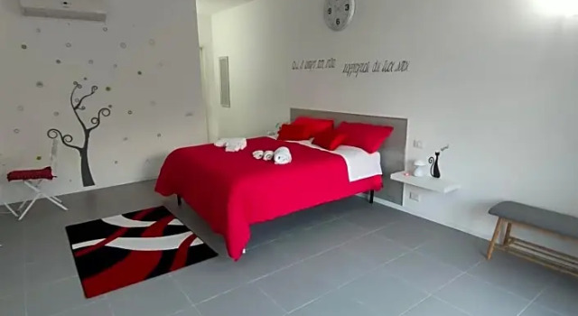 la staccionata bianca, Prenota Bed & breakfast Hotel a Lazio con parcheggio, Parcheggio