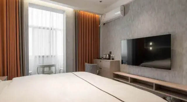 Люкс Deluxe Yuxi Jiangchuan Oriental Hotel