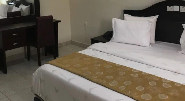 Jim-Eddy Suites