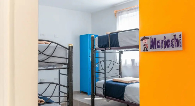 Кровать в общем номере (женский номер) Hostal Talavera