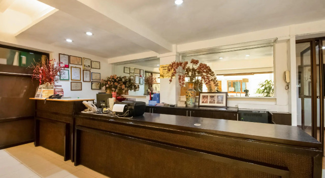 OYO 465 Ford's Inn (Vaccinated Staff)