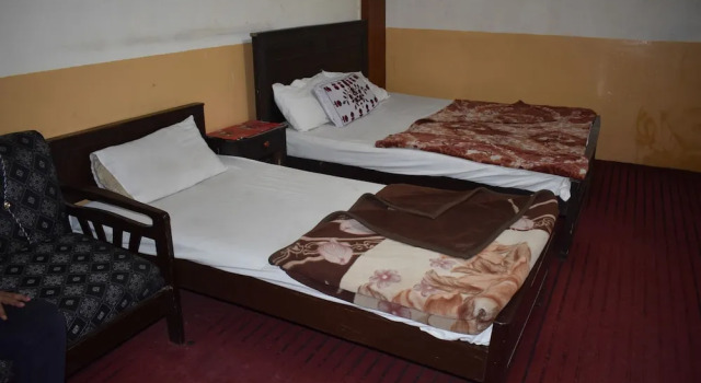 Al Moeez Hotel, Book Hotel Hotels in Islamabad with Parking, Parking