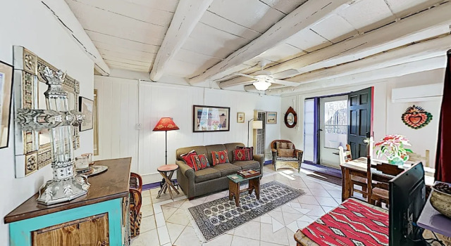 Charmed Casita W/ Private Backyard, Near Plaza 1 Bedroom Cottage, Varaa Lomakoti Santa Fe New Mexico