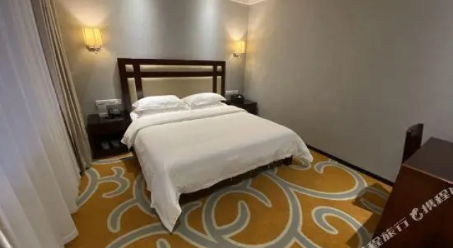 Yangchun Haiyue Bay Business Hotel, Boek Hotel Hotels in Guangdong met parkeren, Parkeren