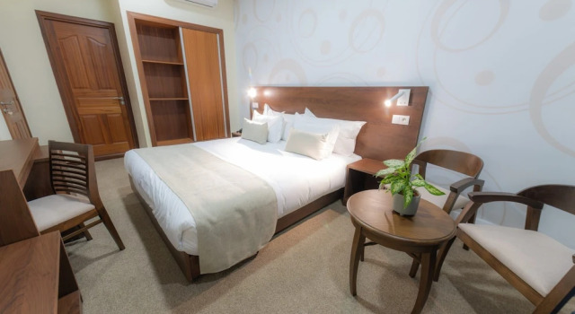 Olympic Inn Casablanca, Забронировать Отель Отели Касабланки 3 звезды, рядом с Центральный рынок Касабланки, 3*
