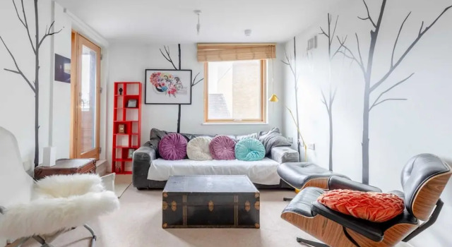Двухместные апартаменты с балконом Warm & Inviting 1bedroom Flat With Patio, Camden Town!