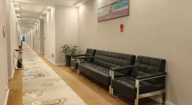 YAYUR Hotel, Book Hotel Hotels in Xinjiang with Parking, Parking