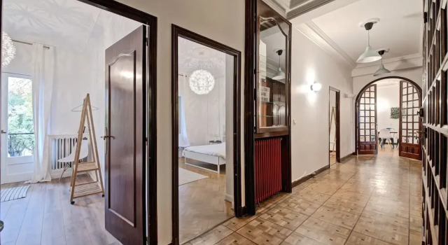 NOCNOC Le Duplex de la Garonne, Забронировать Отель Отели Тулузы с парковкой, рядом с Le Pont Neuf, Парковка
