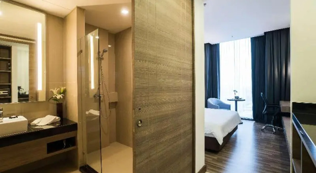 Люкс Best Western Plus Wanda Grand Hotel