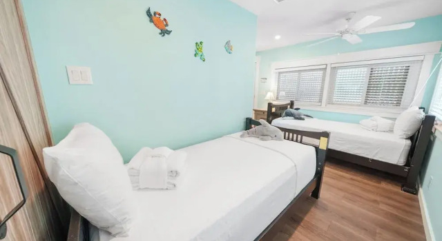 Hideaway Cottage, Забронировать Дом для отпуска Панама-Сити Панхэндл Флорида, рядом с Holiday Golf Club