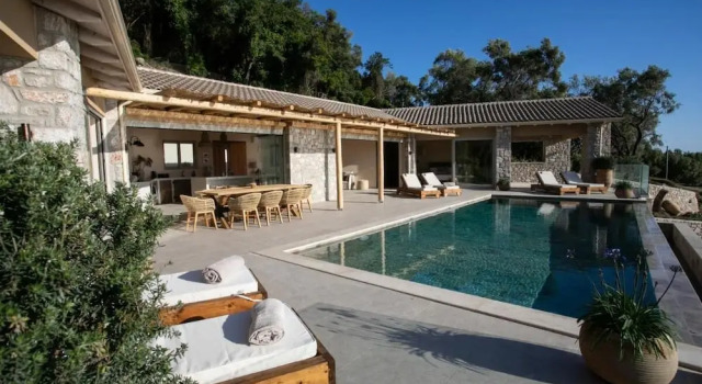 Villa Elysium Parga Luxury Detached Property in Private Grounds, Book Villa Parga Preveza Municipality