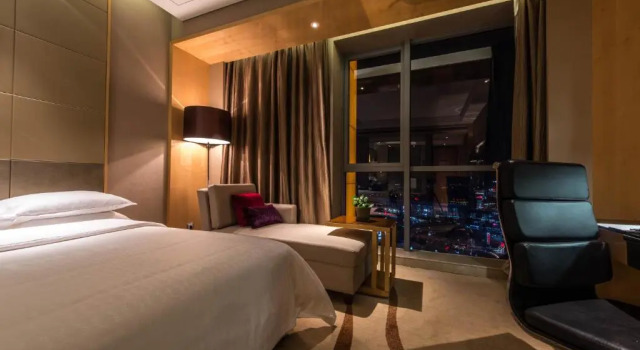 Двухместный клубный номер Deluxe Sheraton Zhenjiang Hotel