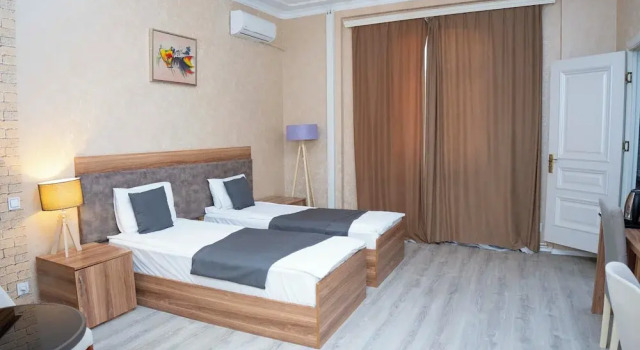 Двухместный номер Comfort Khatai Royal Hotel