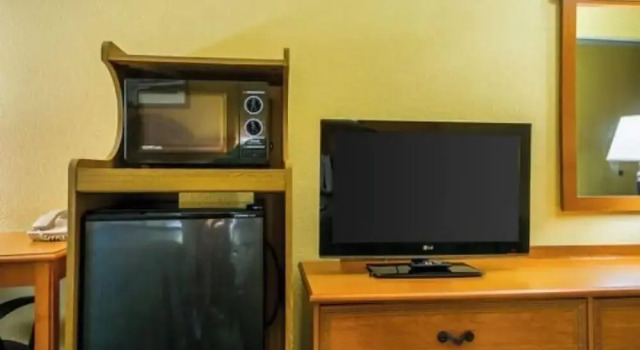 Franklin Inn & Suites, Забронировать Отель Отели Луизиана с парковкой, Парковка