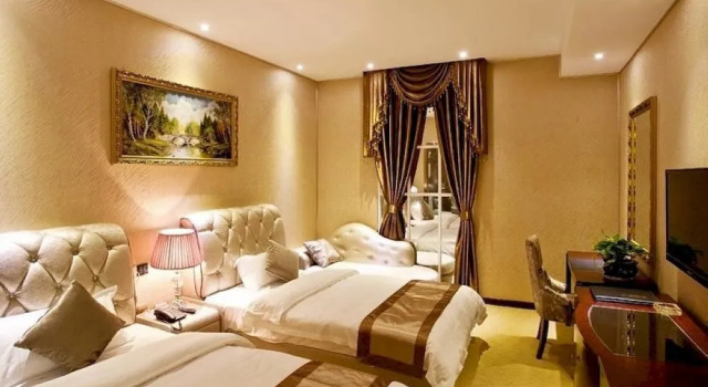 West Hotel