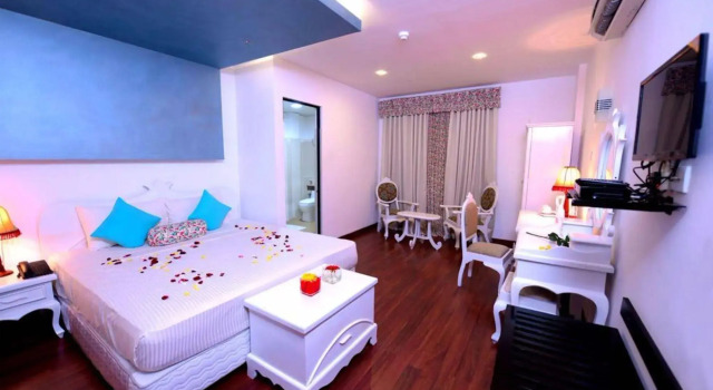 Opulent River Face Hotel, Забронировать Отель Отели Западной провинции 3 звезды, 3*