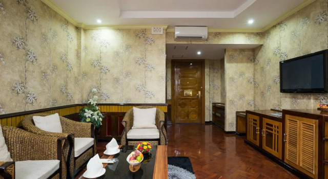Hotel Shwe Pyi Thar, Rezervovat Hotel Mandalay Myanmar